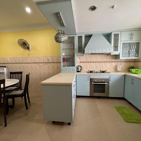Rini Utama Homestay Skudai Extérieur photo