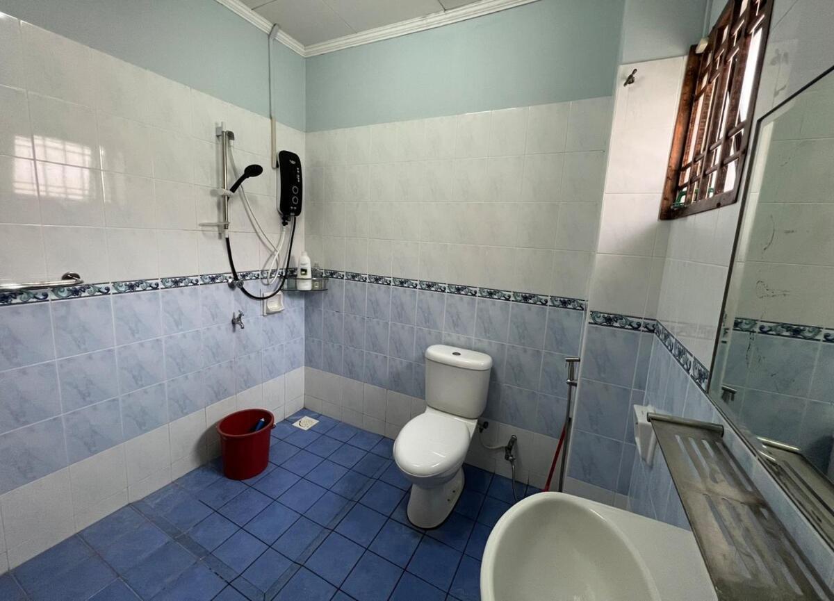 Rini Utama Homestay Skudai Extérieur photo