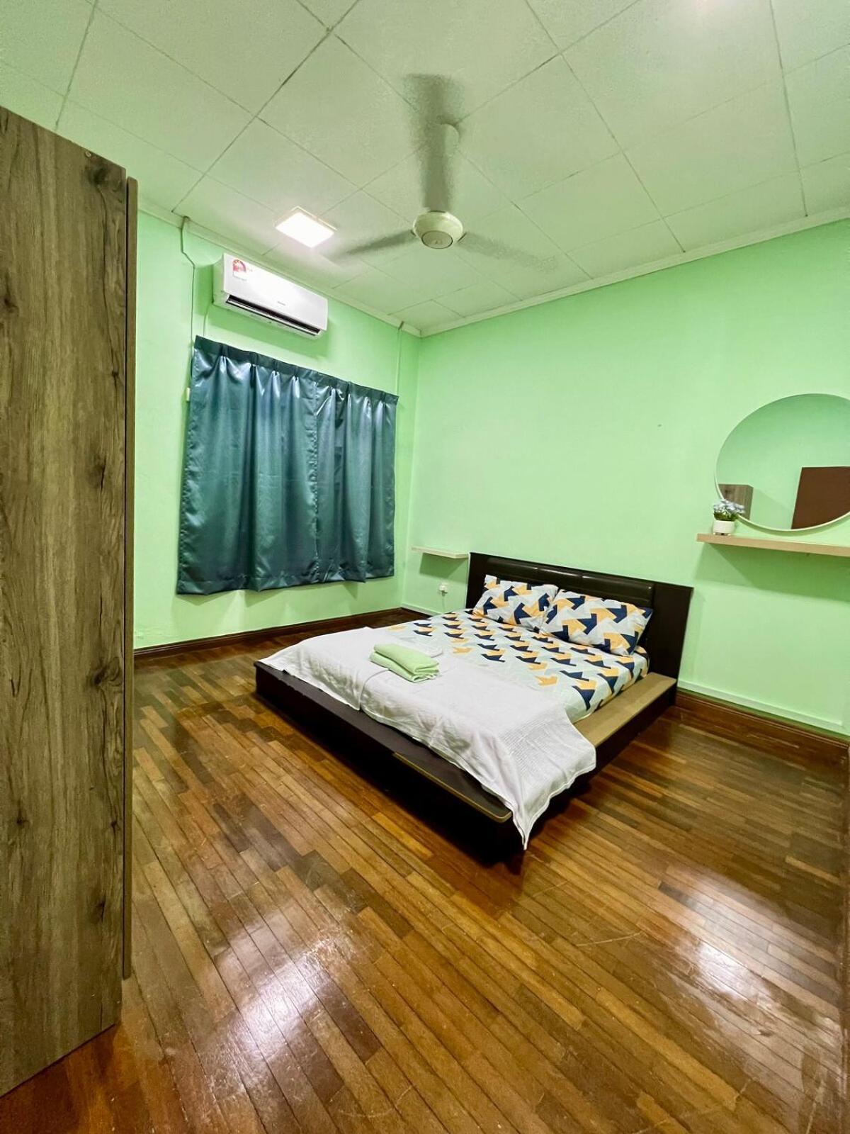 Rini Utama Homestay Skudai Extérieur photo